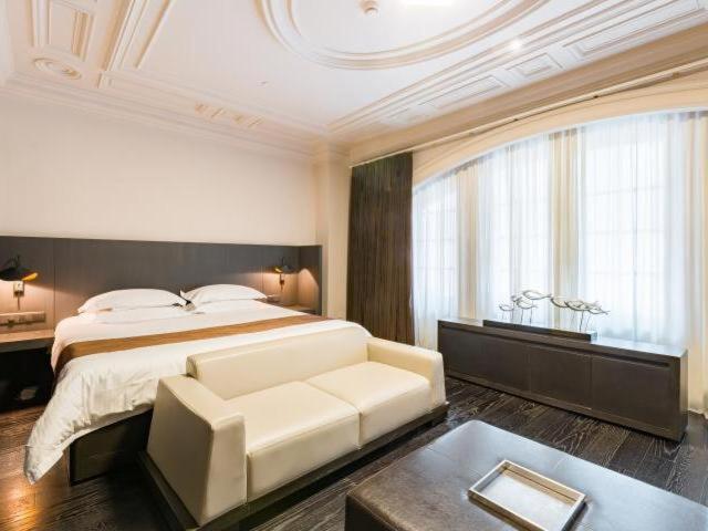 Jinjiang Inn Nanjing Road Pedestrian Streeteast Asia Hotel Шанхай Екстер'єр фото